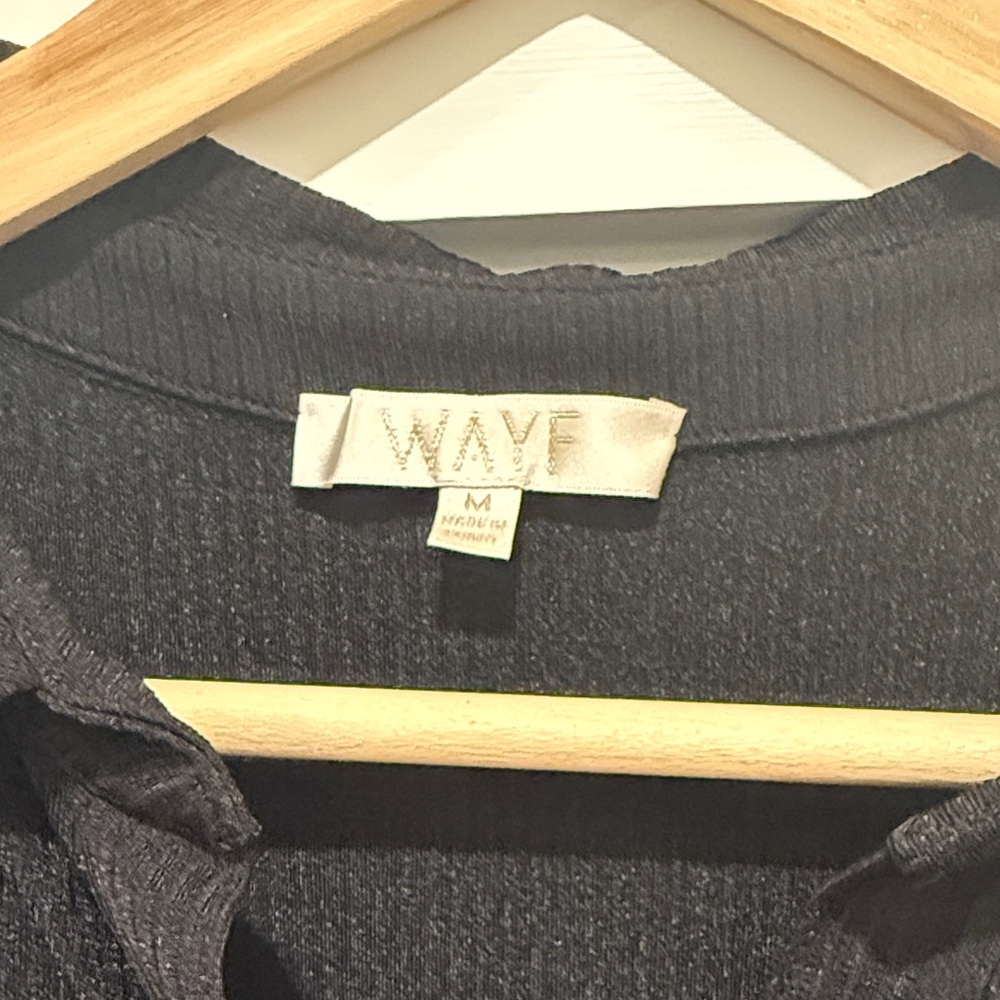 Wayf Black Ribbed Button-Front Top - Picture 2 of 2